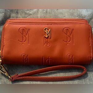 Steve Madden Wristlet